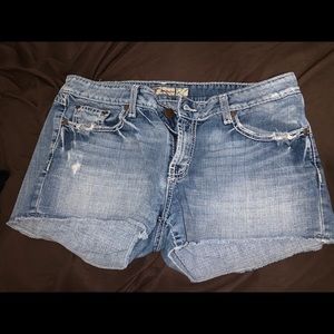 Buckle shorts